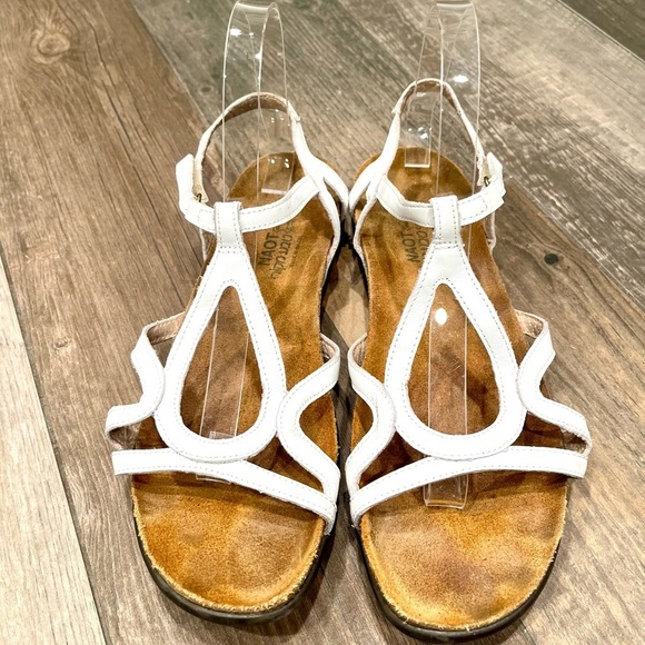 Naot Sandals Women Dorith Shoes White Leather Slingback Ankle Strap Flats Sz 41 - Picture 1 of 7